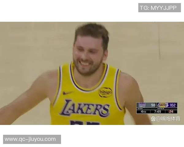 东契奇神勇表现三分球与突破上篮齐发力已砍下23分助球队争胜 东契奇神勇表现三分球与突破上篮齐发力已砍下23分助球队争胜