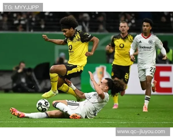 法兰克福主帅强调防守重要性6轮德甲失16球需警惕错误惩罚 法兰克福主帅强调防守重要性6轮德甲失16球需警惕错误惩罚