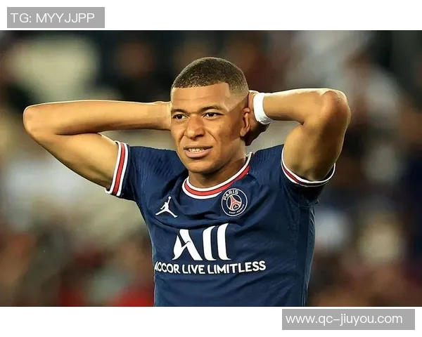 18岁埃斯特旺成巴西队新星同龄人进球超梅罗之和引关注